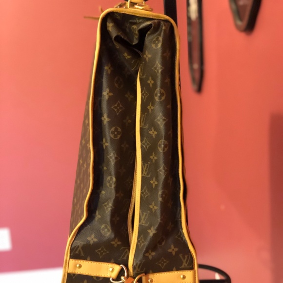 COPY - Authentic LV Monogram Garment Travel Bag - Picture 2 of 11